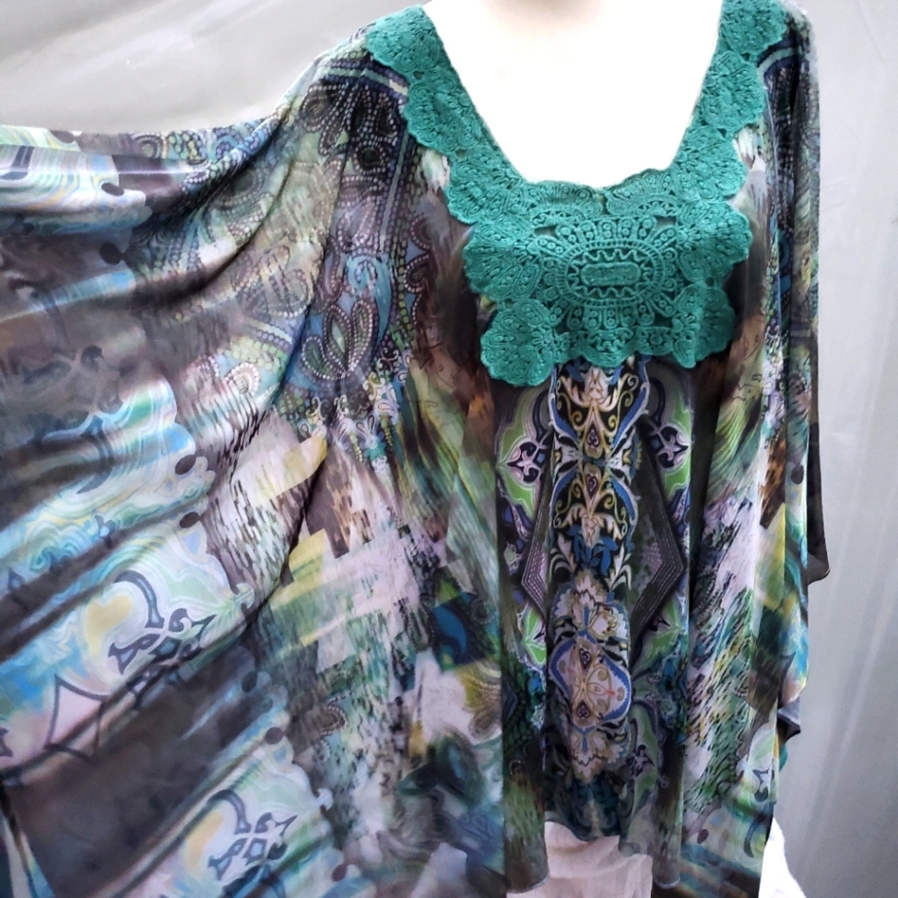 Tank w/cape overlay, embroidered neckline, 2X